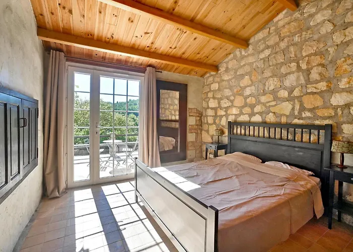 Cozy In Saint-jean-de-maruejol Saint-Jean-de-Maruéjols-et-Avéjan